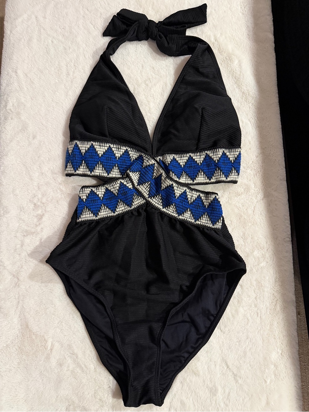 NWT Cupshe Black Halter One-Piece with Side Cutouts Embroidered Detail Size Med